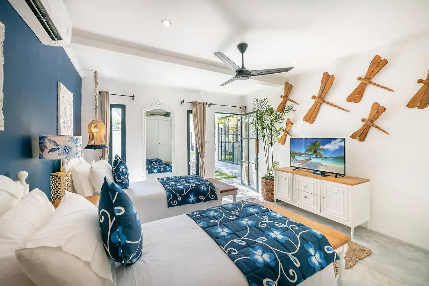 Luxe 5 Bed, Sleeps 10, Butler, Walk To Shopscafe Villa Seminyak  0*, Seminyak (Bali) Indonesia